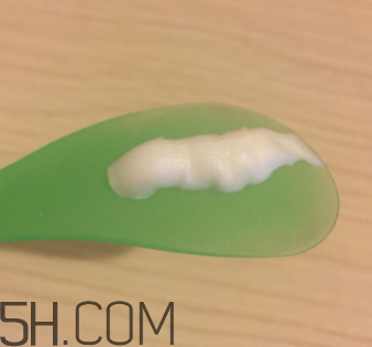 露得清綿密洗面奶怎么樣？露得清綿密洗面奶好用嗎？