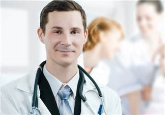 蕁麻疹能吃雞蛋嗎？蕁麻疹能喝牛奶嗎？