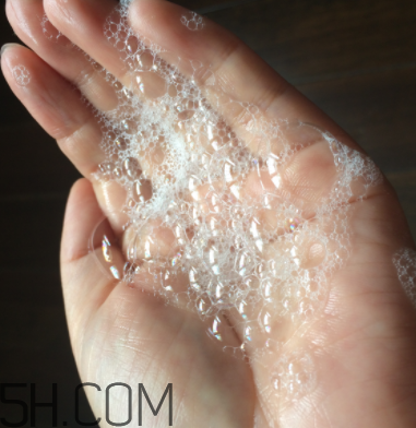 小蜜蜂寶寶洗發(fā)露怎么樣？小蜜蜂寶寶洗發(fā)露好用嗎？