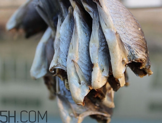 咸魚(yú)有營(yíng)養(yǎng)嗎？咸魚(yú)怎么腌制家常做法