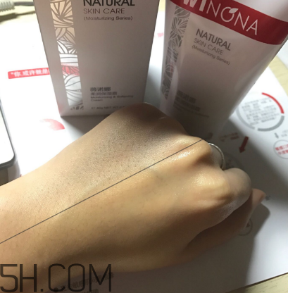 薇諾娜保濕霜怎么用？薇諾娜保濕霜使用心得