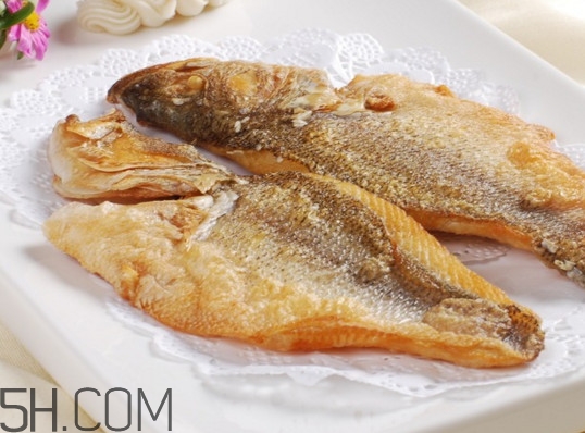 咸魚和魚干有什么區(qū)別？咸魚為什么用鹽水浸泡就不咸了