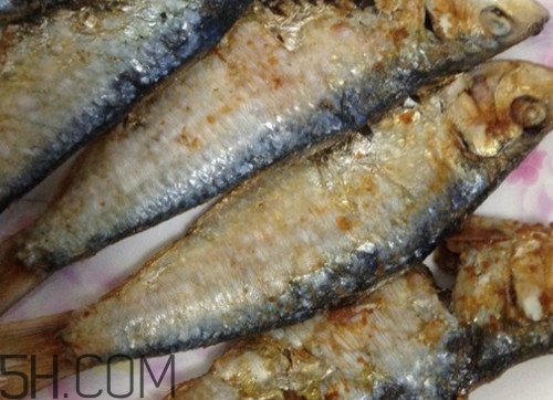 咸魚是不是海鮮？咸魚是不是咸水魚？