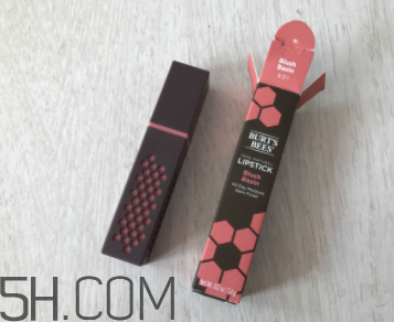 小蜜蜂口紅好用嗎？小蜜蜂口紅試色