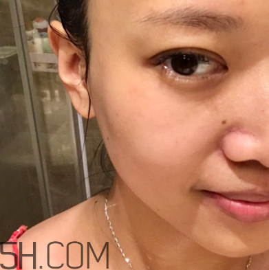 小蜜蜂水洗面膜敷多長(zhǎng)時(shí)間？小蜜蜂水洗面膜用法