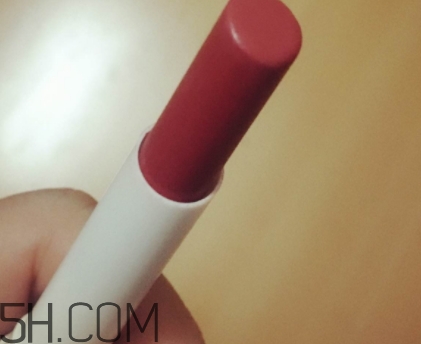 蒂詩顏口紅有毒嗎？蒂詩顏口紅安全嗎？