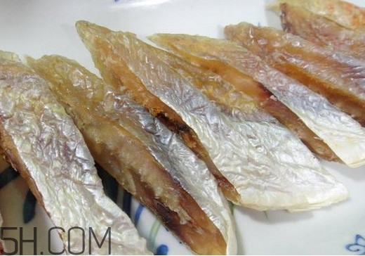 買的咸魚(yú)是生的還是熟的？買咸魚(yú)怎么挑選