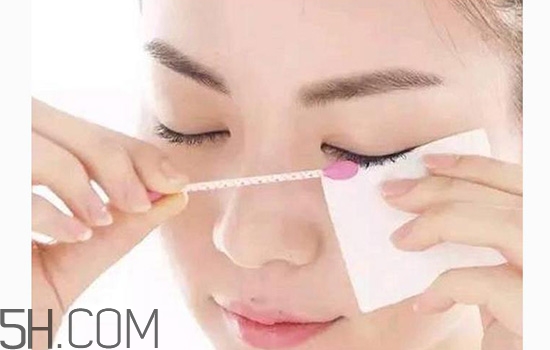 卸妝油如何卸眼妝？不化妝怎么用卸妝油？