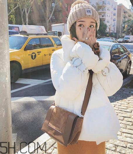 棉服上的油怎么洗掉？棉服跑棉怎么辦？