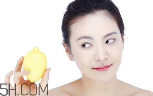 卸妝油可以祛痘嗎？卸妝油的錯誤用法