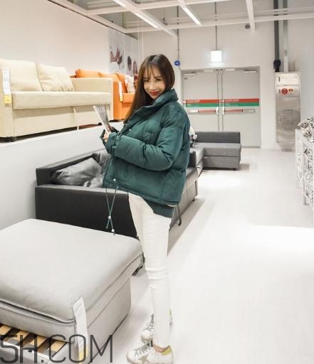 綠色羽絨服怎么搭配？綠色羽絨服搭配圖片
