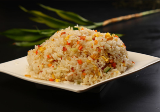 做蛋炒飯用什么米飯好？一碗蛋炒飯?jiān)摲哦嗌儆?><p><strong>做蛋炒飯用什么米飯好？一碗蛋炒飯?jiān)摲哦嗌儆?/strong></p></a></li> </ul>
</div>
<div   id=