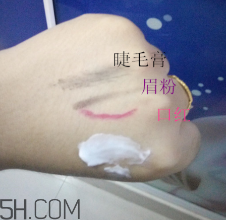 一葉子酪梨潔面乳怎么樣？一葉子酪梨潔面乳好用嗎？