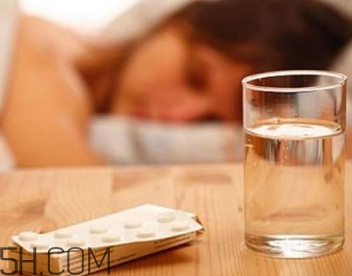 安眠藥吃多少會(huì)昏睡？安眠藥吃一片能叫醒嗎