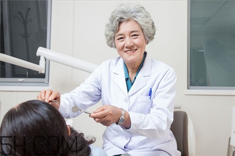 骨折是什么感覺？骨折是輕傷還是重傷？
