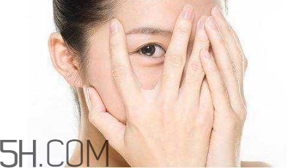 雅頓睡眠面膜好用嗎？眼霜和睡眠面膜的使用順序