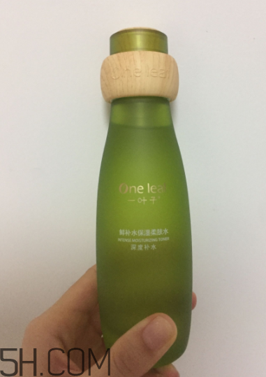 一葉子鮮補水柔膚水怎么樣？一葉子鮮補水柔膚水好用嗎？