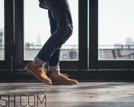 反絨皮鞋怎么清洗？反絨皮鞋可以用水洗嗎？