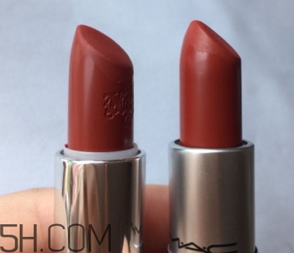 kat von d chula和mac chili一樣嗎？試色對比