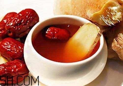 人為什么會(huì)掉發(fā)？怎么防止掉發(fā)？