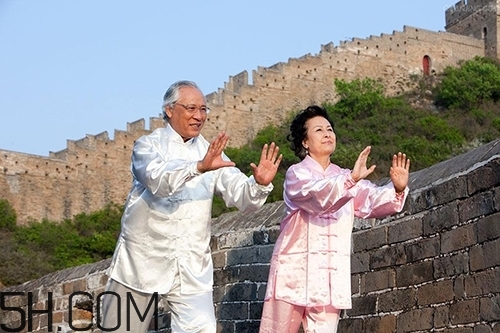 冬季老年人如何養(yǎng)生？老年人養(yǎng)生的注意事項(xiàng)是什么？