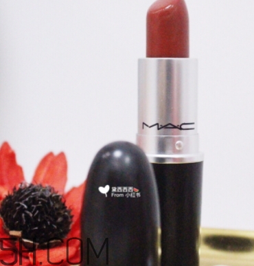 mac小辣椒適合黃皮嗎？mac小辣椒口紅顯白嗎？