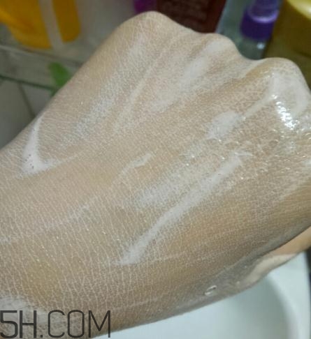 春紀(jì)洗面奶好用嗎？春紀(jì)潔面乳評測