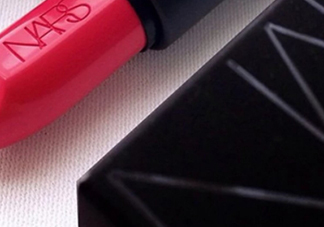 nars mona和mac chili顏色一樣嗎？nars mona和chili試色對(duì)比