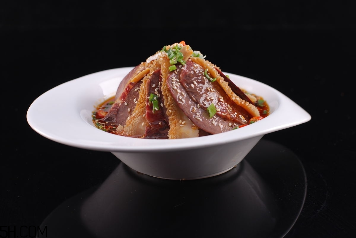 夫妻肺片用英文怎么說？為什么叫夫妻肺片？