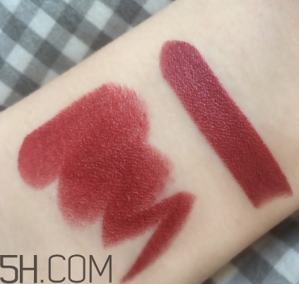 nars mona是啞光嗎？nars mona干不干？