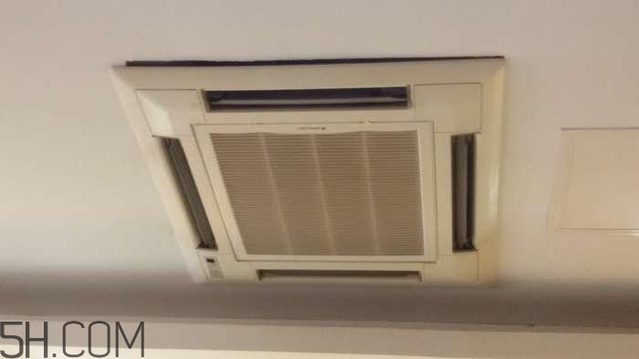冬天用哪種類型的空調(diào)比較好？冬天用吸頂式空調(diào)好嗎？