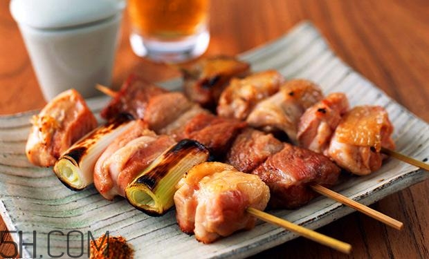 常吃烤肉有什么危害？吃烤肉應該注意什么？