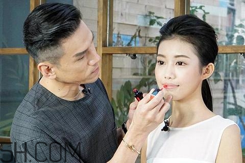 反咬唇妝是什么樣的？染唇妝和咬唇妝的區(qū)別