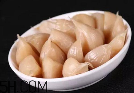大蒜泡冰糖怎么做？大蒜泡冰糖真的能治腎虛嗎？
