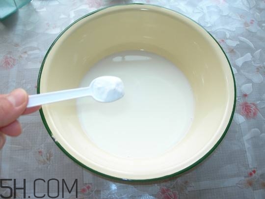 牛奶護(hù)膚有什么竅門？牛奶護(hù)膚的竅門有哪些？
