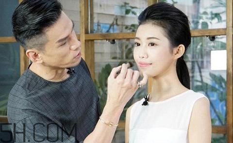 反咬唇妝是什么樣的？染唇妝和咬唇妝的區(qū)別