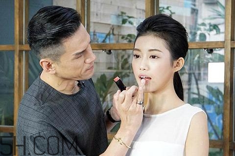 反咬唇妝是什么樣的？染唇妝和咬唇妝的區(qū)別