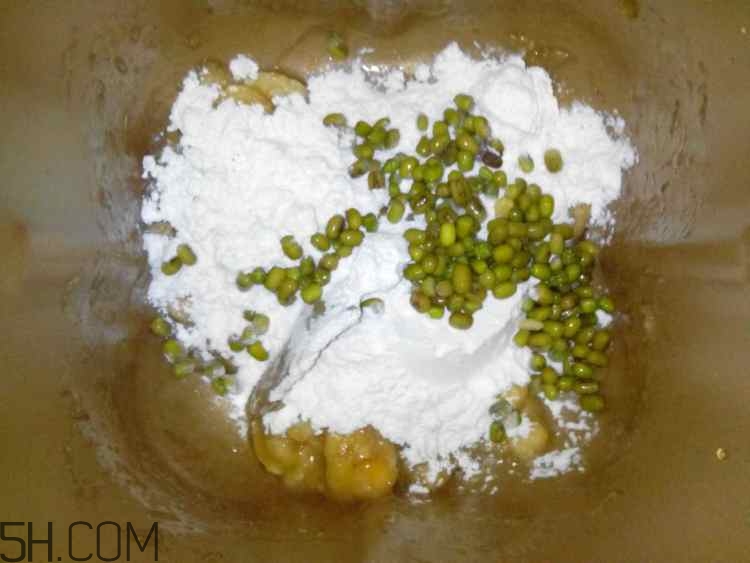 綠豆糕和香蕉能一起吃嗎？吃了綠豆糕還能吃香蕉嗎？