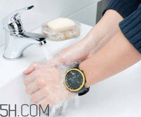 防水手表防熱水嗎？防水手表進(jìn)水了怎么辦？