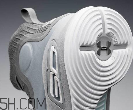 under armour curry 4 more buckets發(fā)售時(shí)間_多少錢(qián)？