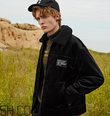 馬克華菲衣服貴嗎？馬克華菲的衣服多少錢？
