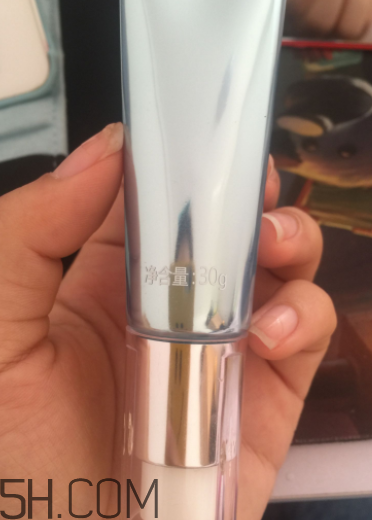 京潤珍珠妝前乳怎么樣？京潤珍珠妝前乳好用嗎？