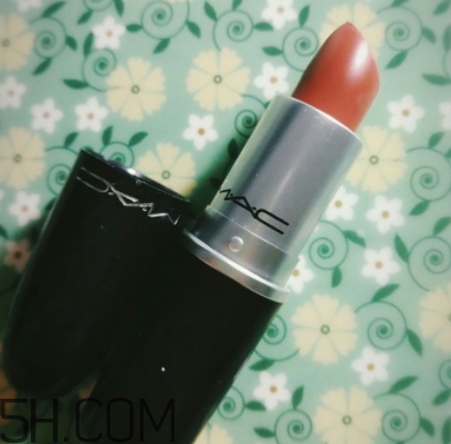 mac velvet teddy質(zhì)地干嗎？mac velvet teddy適合黃皮嗎