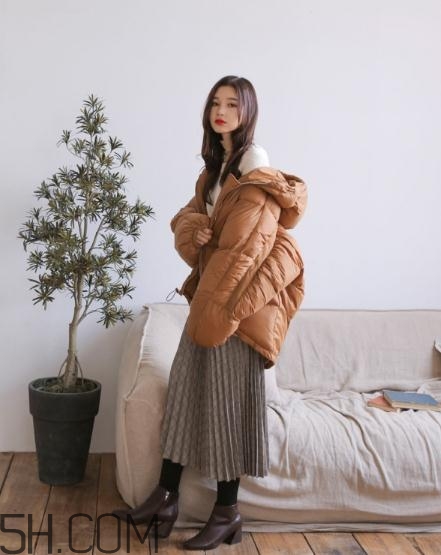棉服搭配長裙好看嗎？棉襖搭配長裙圖片