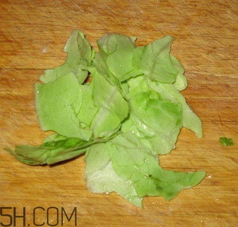 畸形果蔬營養(yǎng)價值更高？畸形果蔬是什么原因引起的？