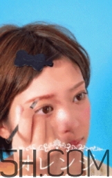 2018年眉毛流行什么顏色？2018眉毛流行色