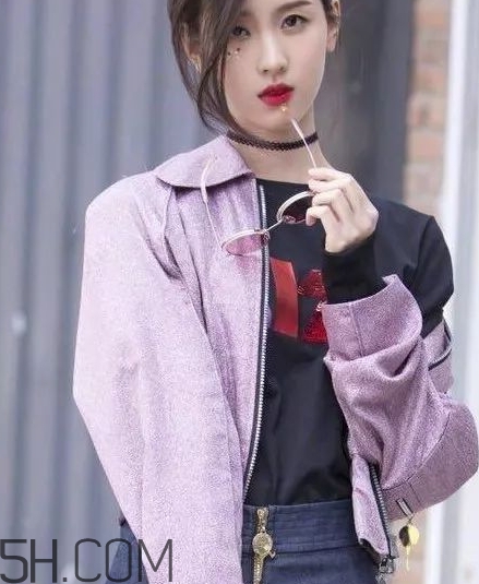 紫外光色衣服怎么搭配？紫外光色衣服搭配什么顏色