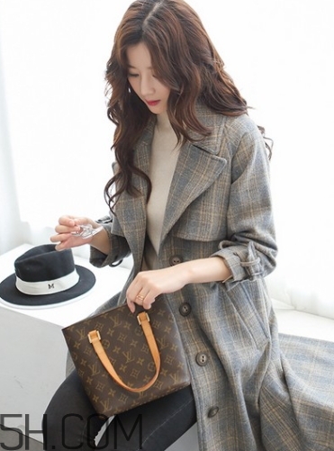 2018流行什么衣服？2018流行衣服搭配