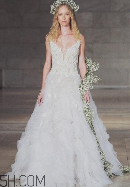 reem acra2018秋冬婚紗系列好看嗎_有哪些款式？