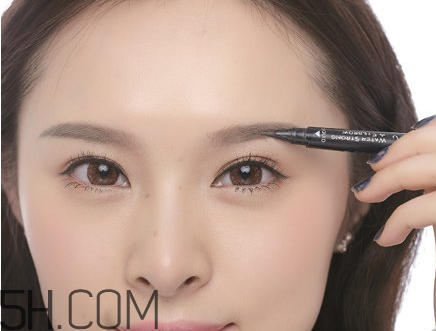 敏感性皮膚可以紋眉嗎？什么人不能做紋眉？